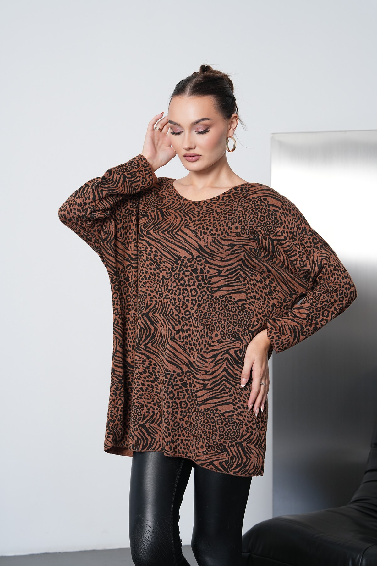 Leopar Desenli İthal Oversize Triko