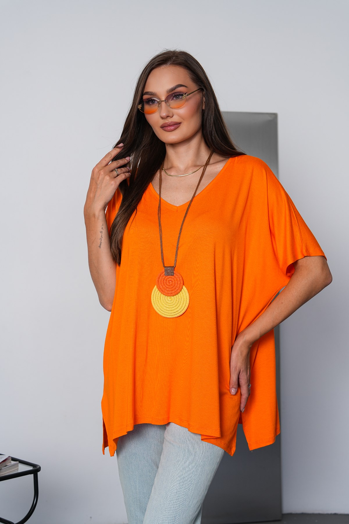 Oversize V Yaka Viskon T-Şhirt-Turuncu
