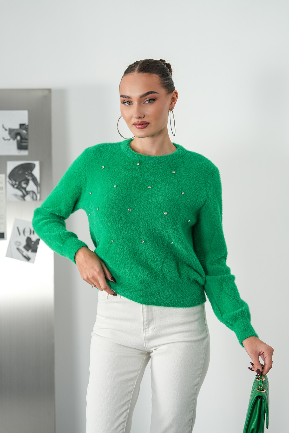 Taş Detaylı Soft Triko Kazak