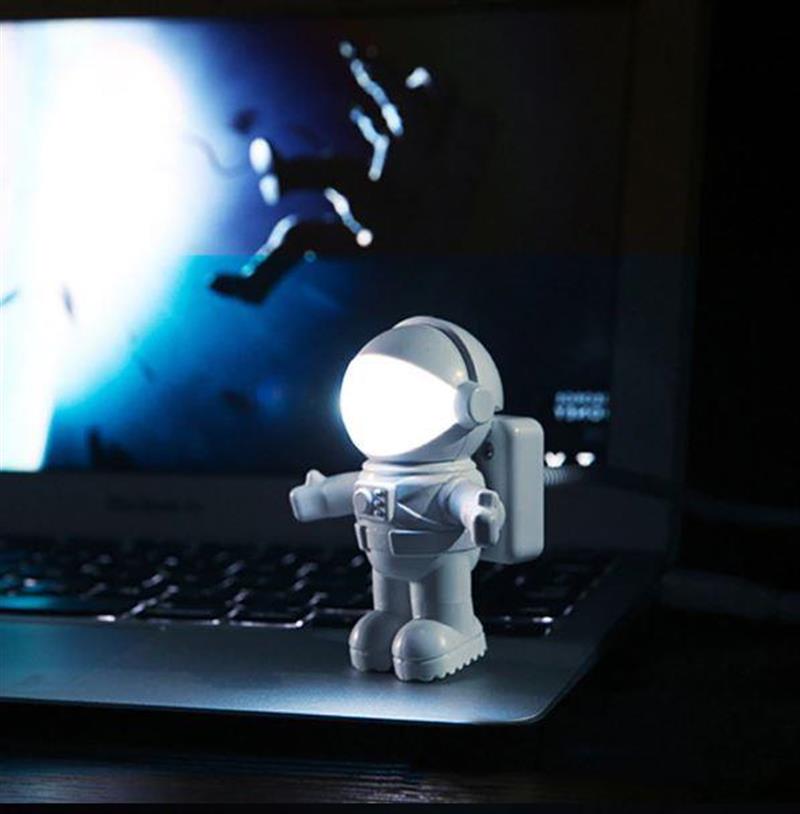 Astronot Lamba Led Usb Gece Lambası Klavye ışığı Kitap Okuma Işığı