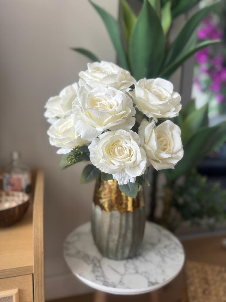 Yapay Çiçek 7li Gül Demeti 40*30cm 1.Kalite Büyükboy BEYAZ