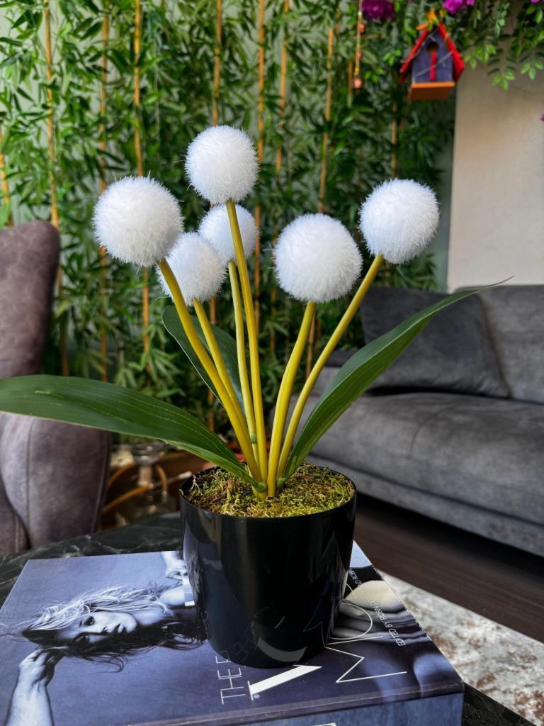 Yapay Çiçek Beyaz Pompon Siyah Saksıda Dekoratif Yapay Çiçek 30*20cm