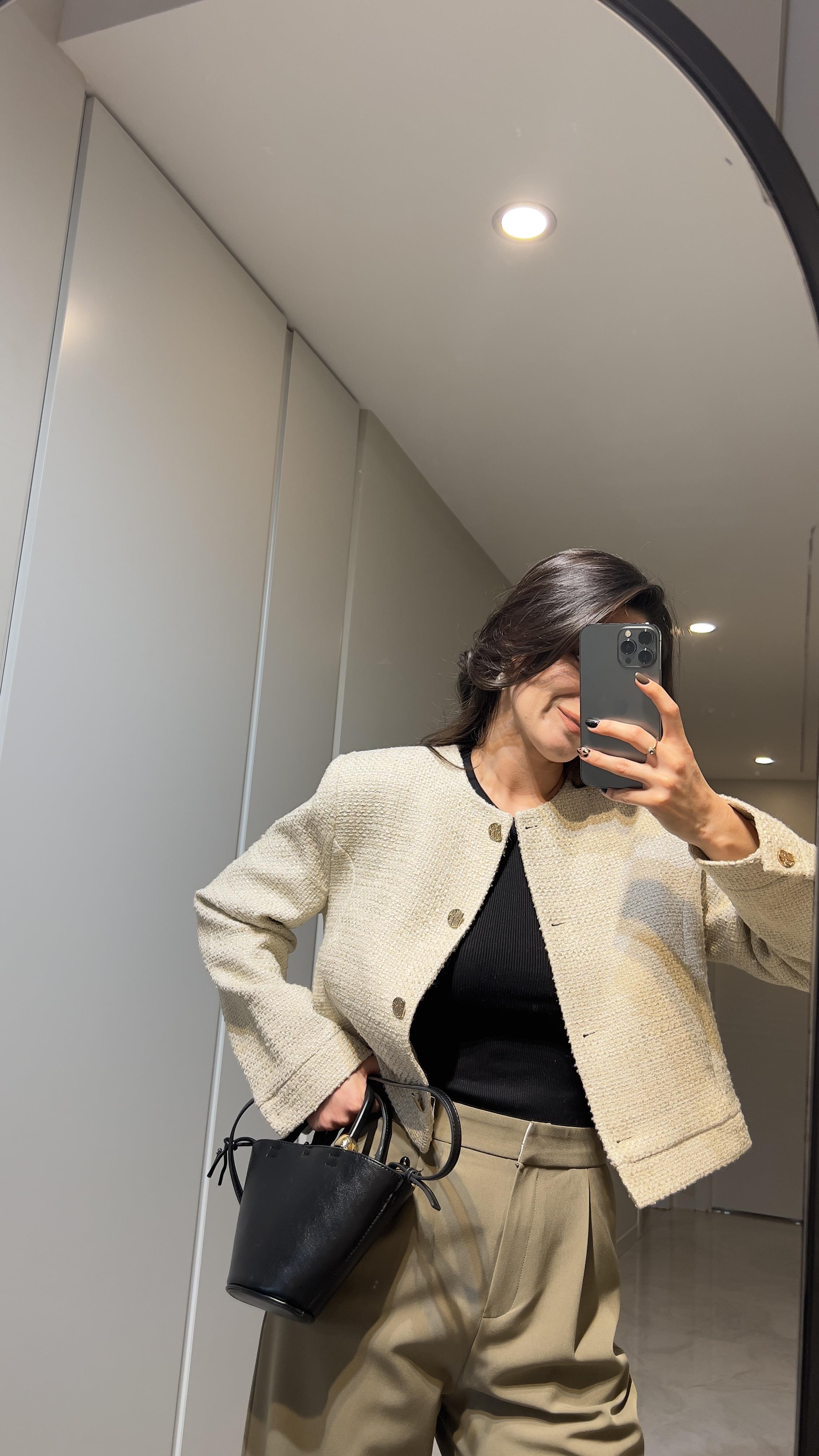 DÜGME DETAYLI TÜVİT CEKET BEJ