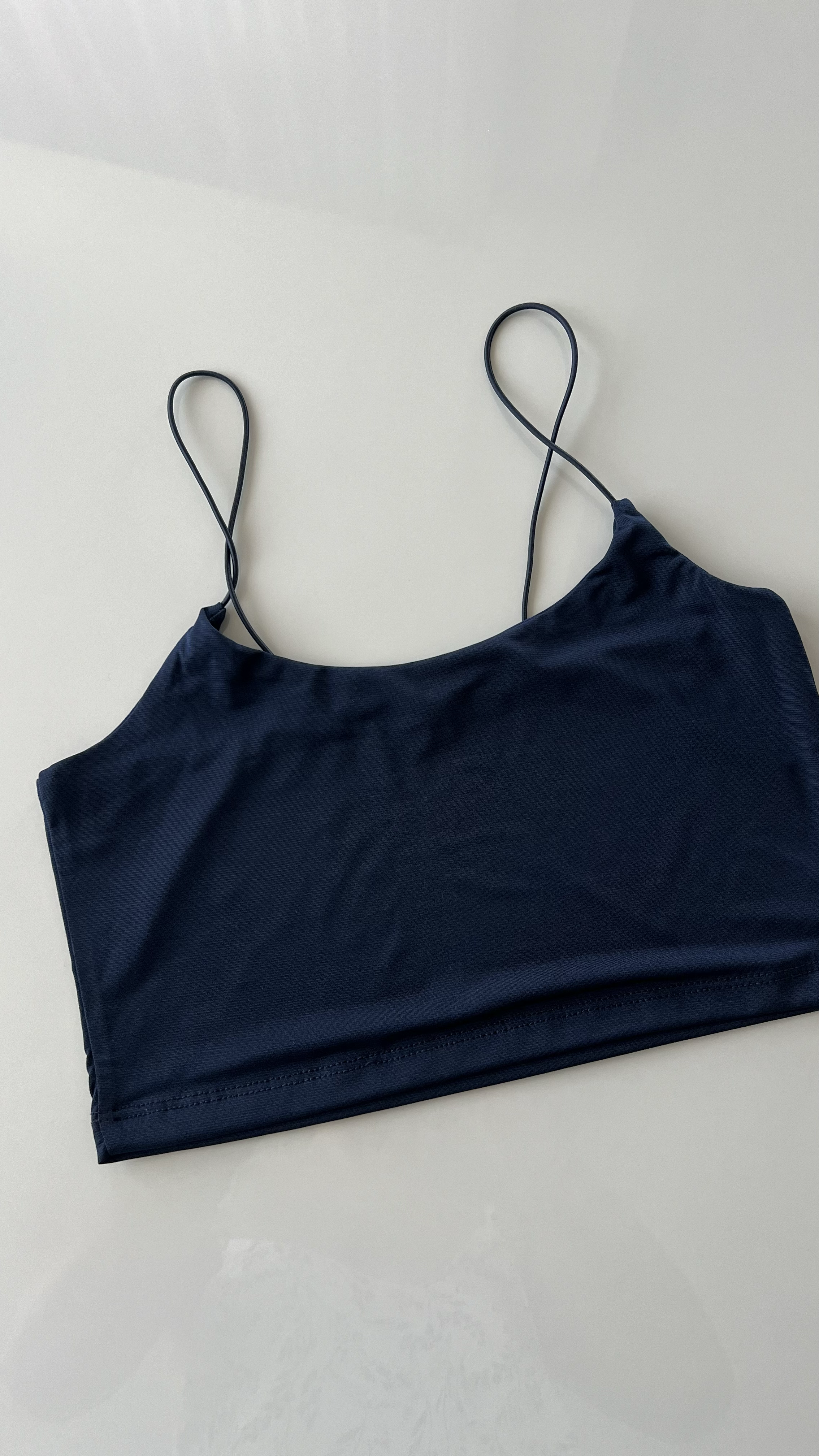 İP ASKILI LACİVERT  CROP TOP