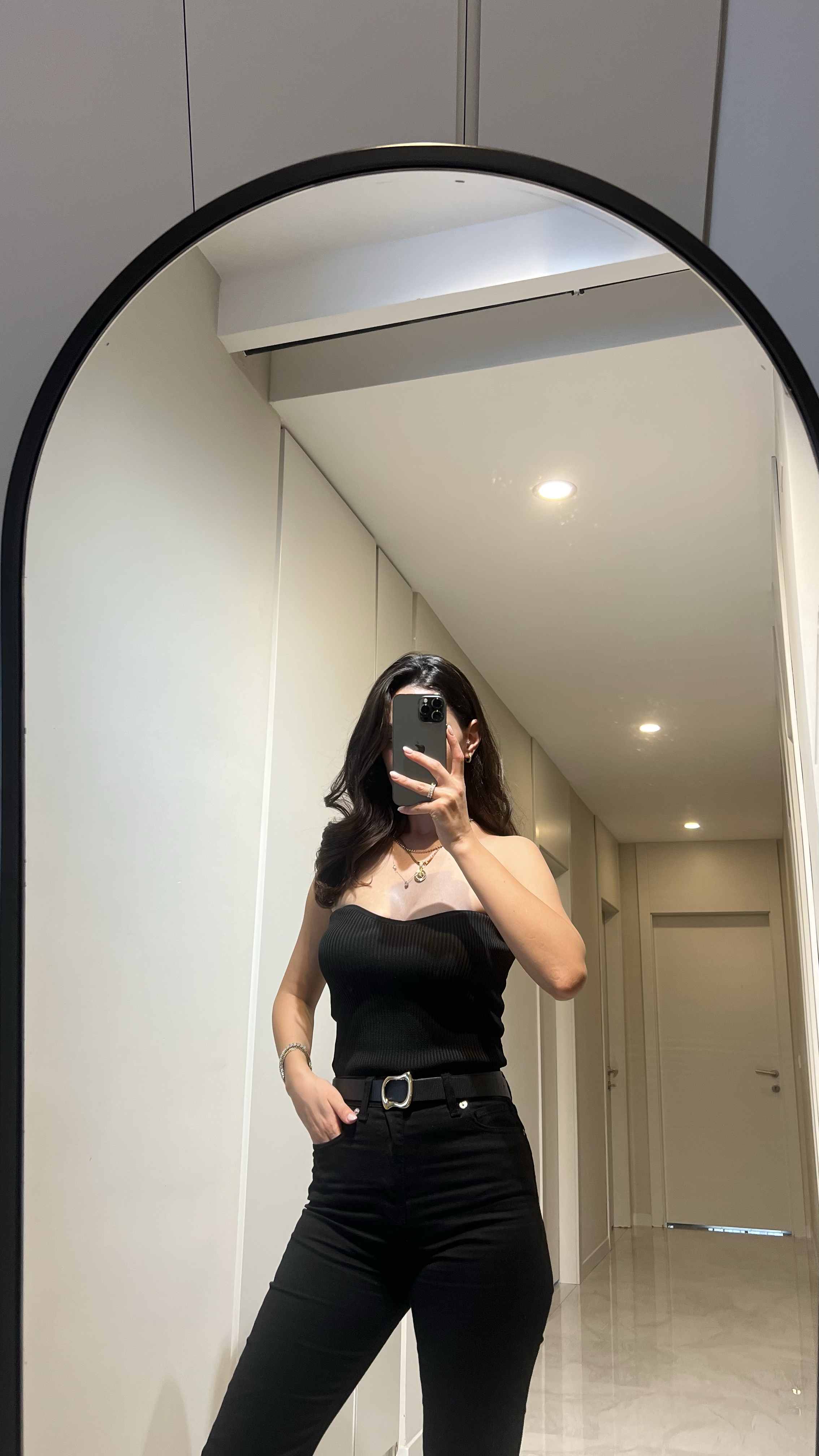 KALP YAKA SİYAH FİTİLLİ BÜSTİYER
