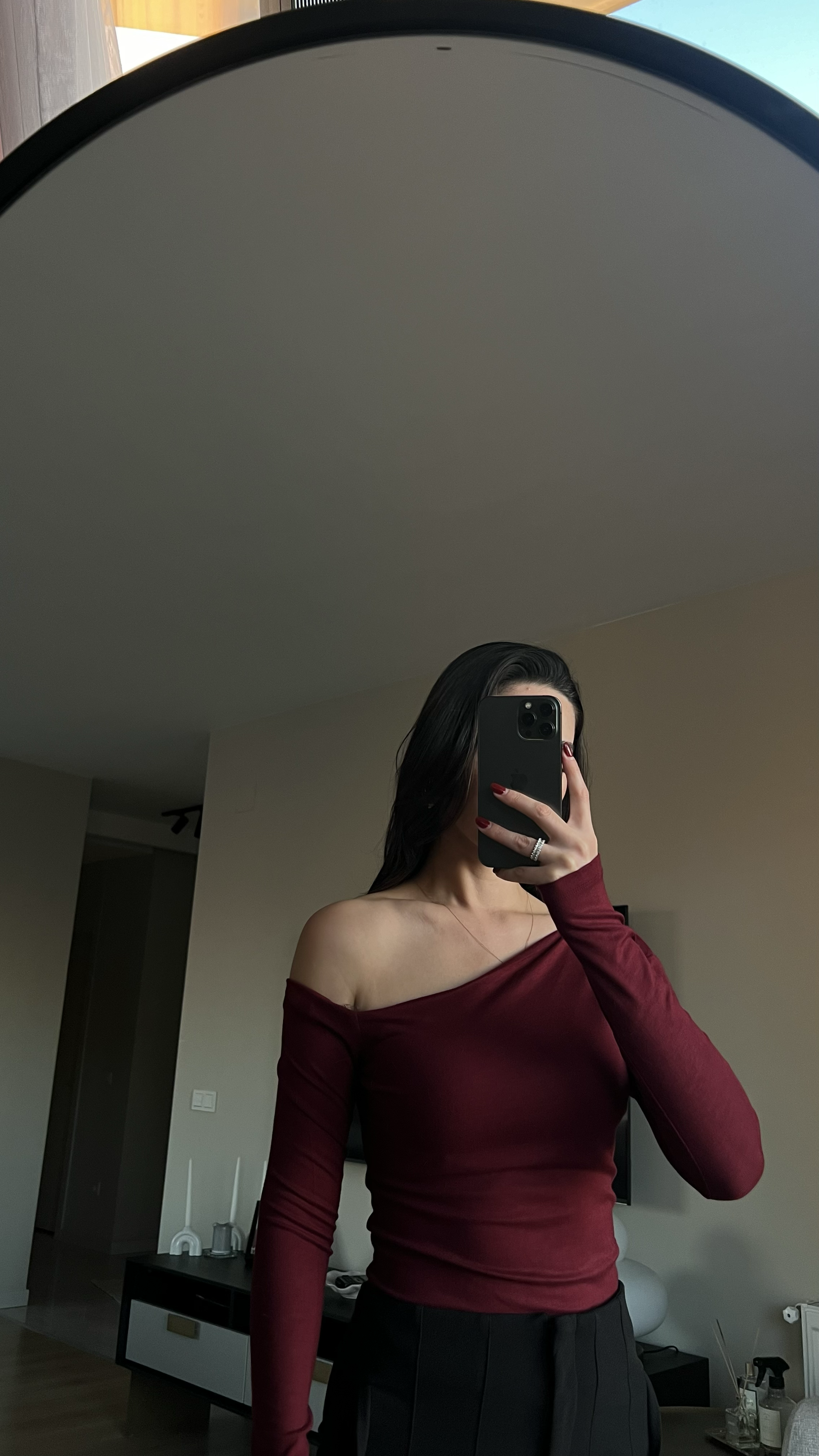 OMUZ DEKOLTELİ TEK OMUZ BORDO  BODY