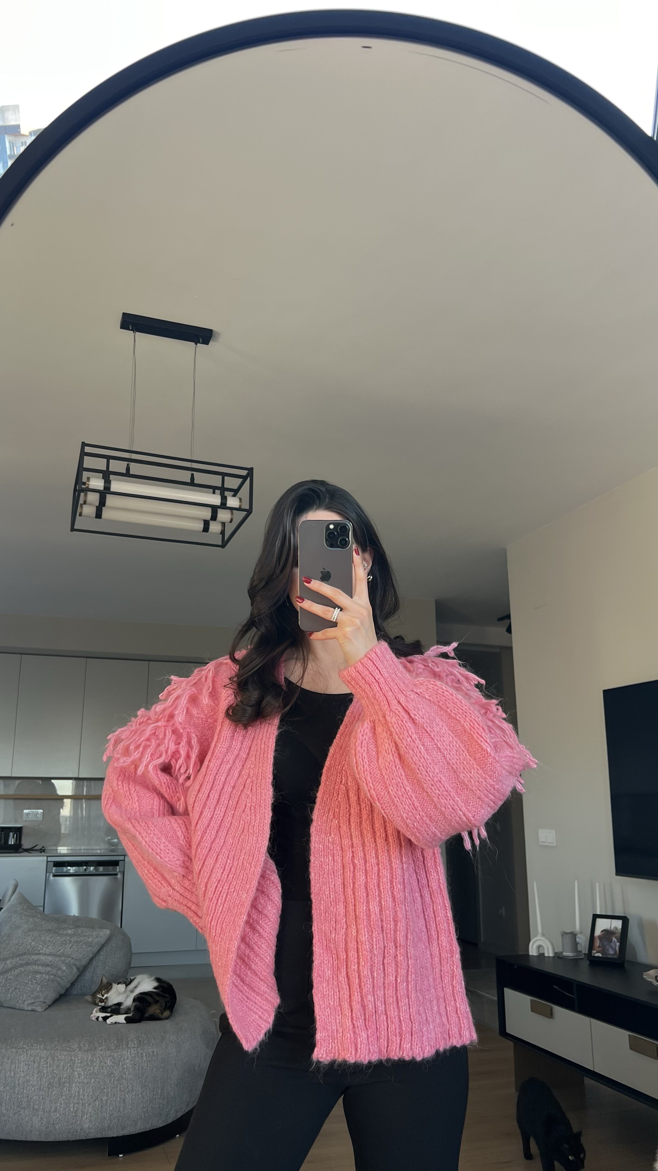 PEMBE TASARIM HIRKA