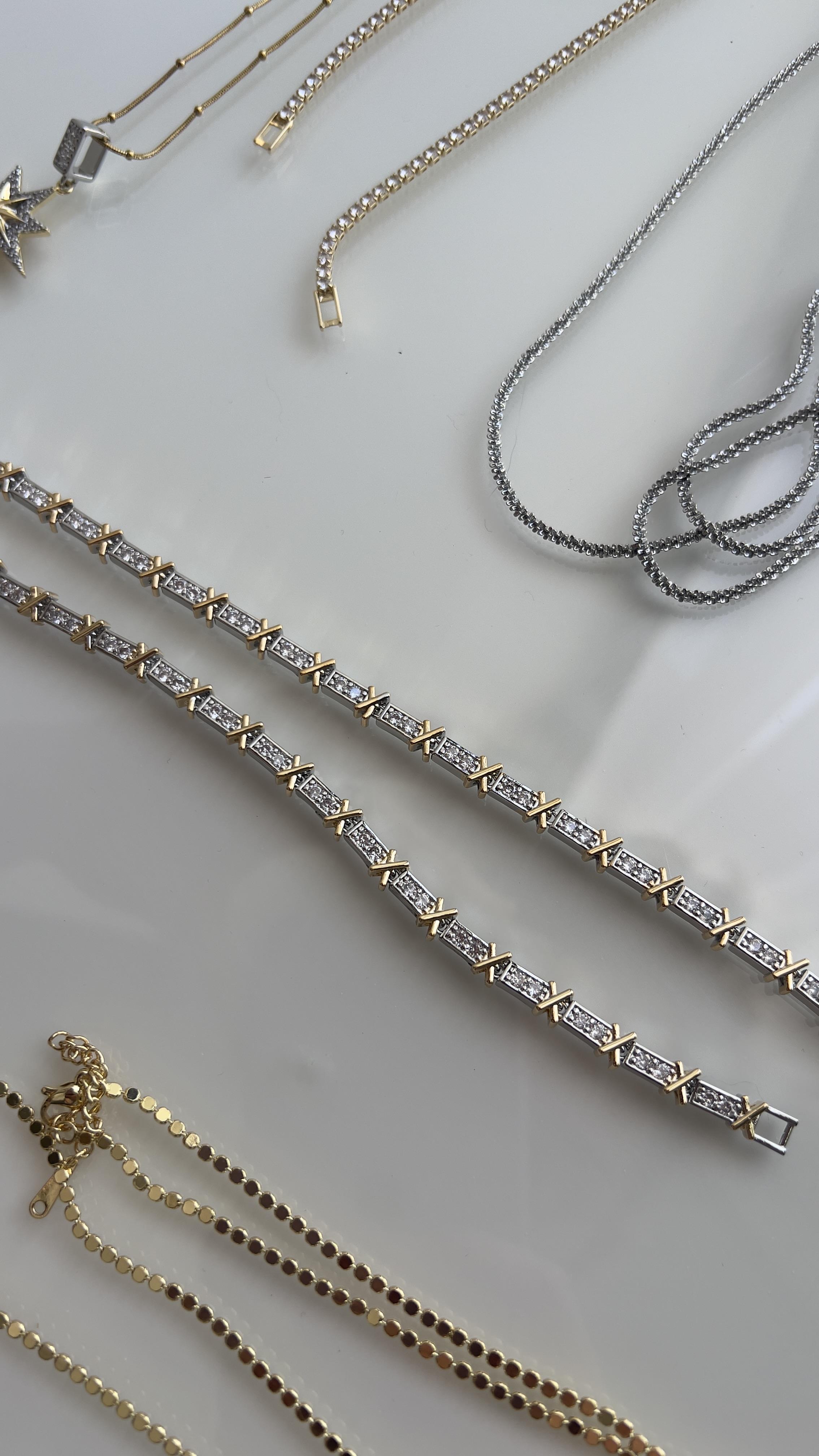 TASARIM X MODEL GOLD- GÜMÜŞ DETAY KOLYE