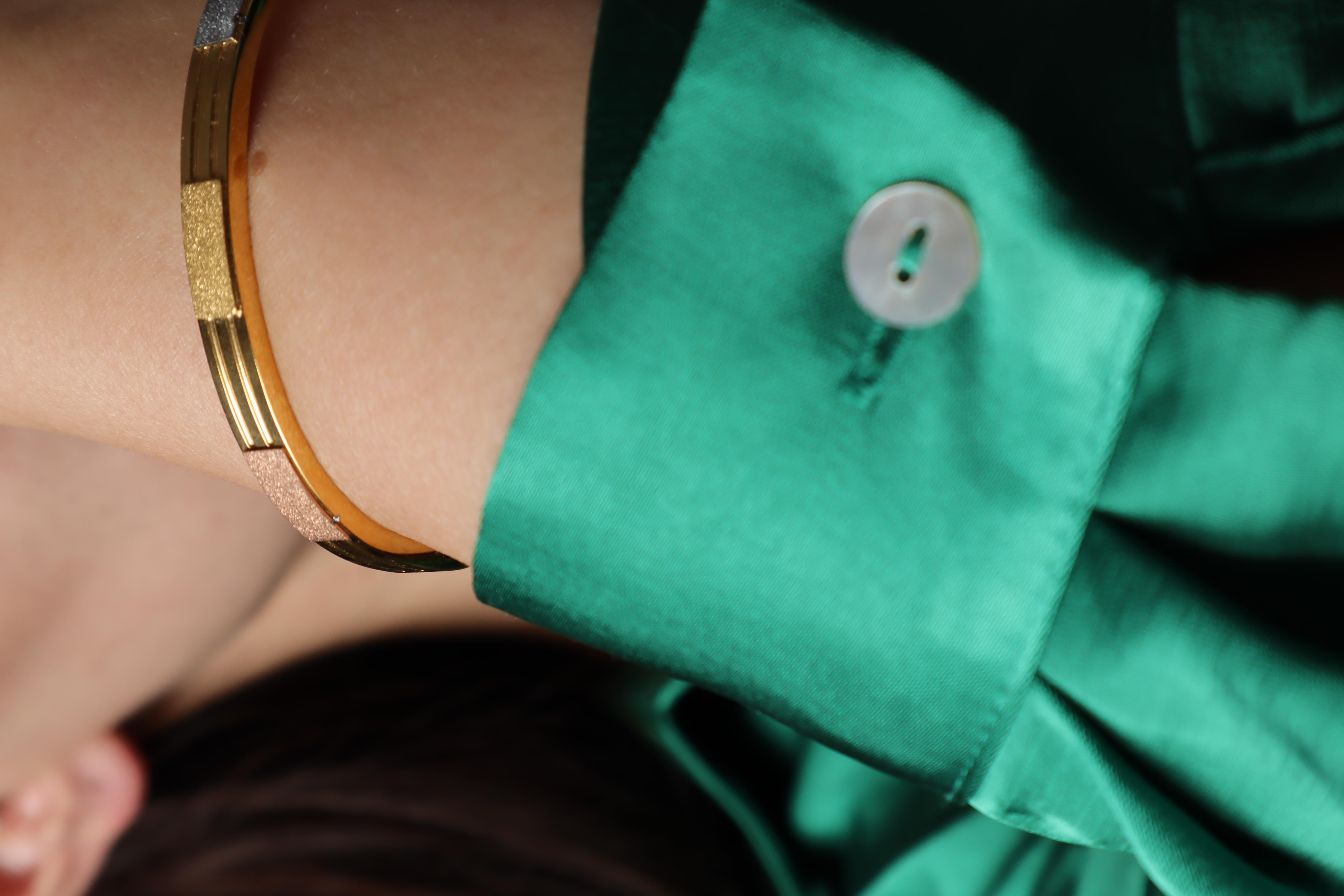 ÜÇ RENKLİ ÇELİK BİLEKLİK