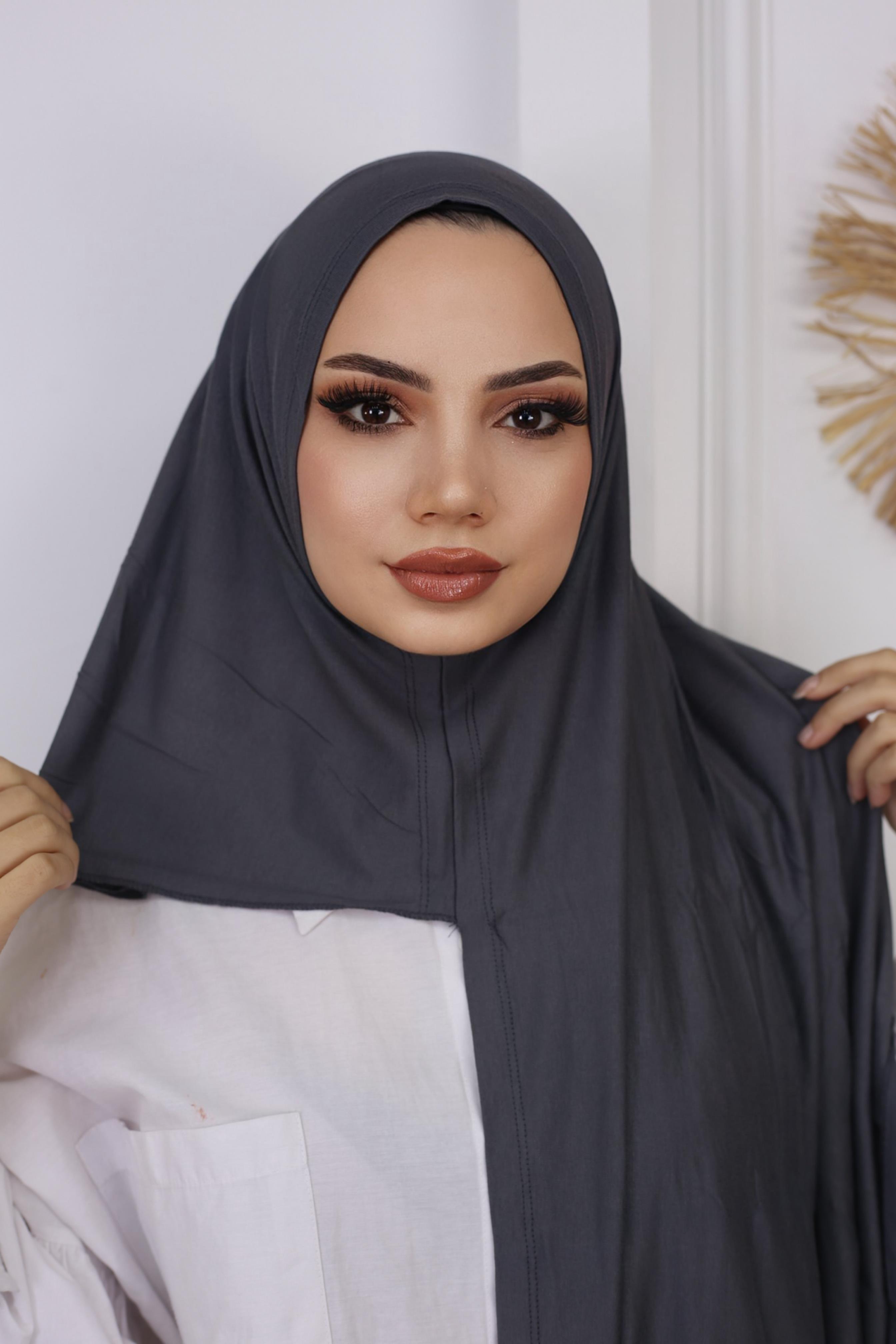 Pratik Penye ŞalFeronis Scarf