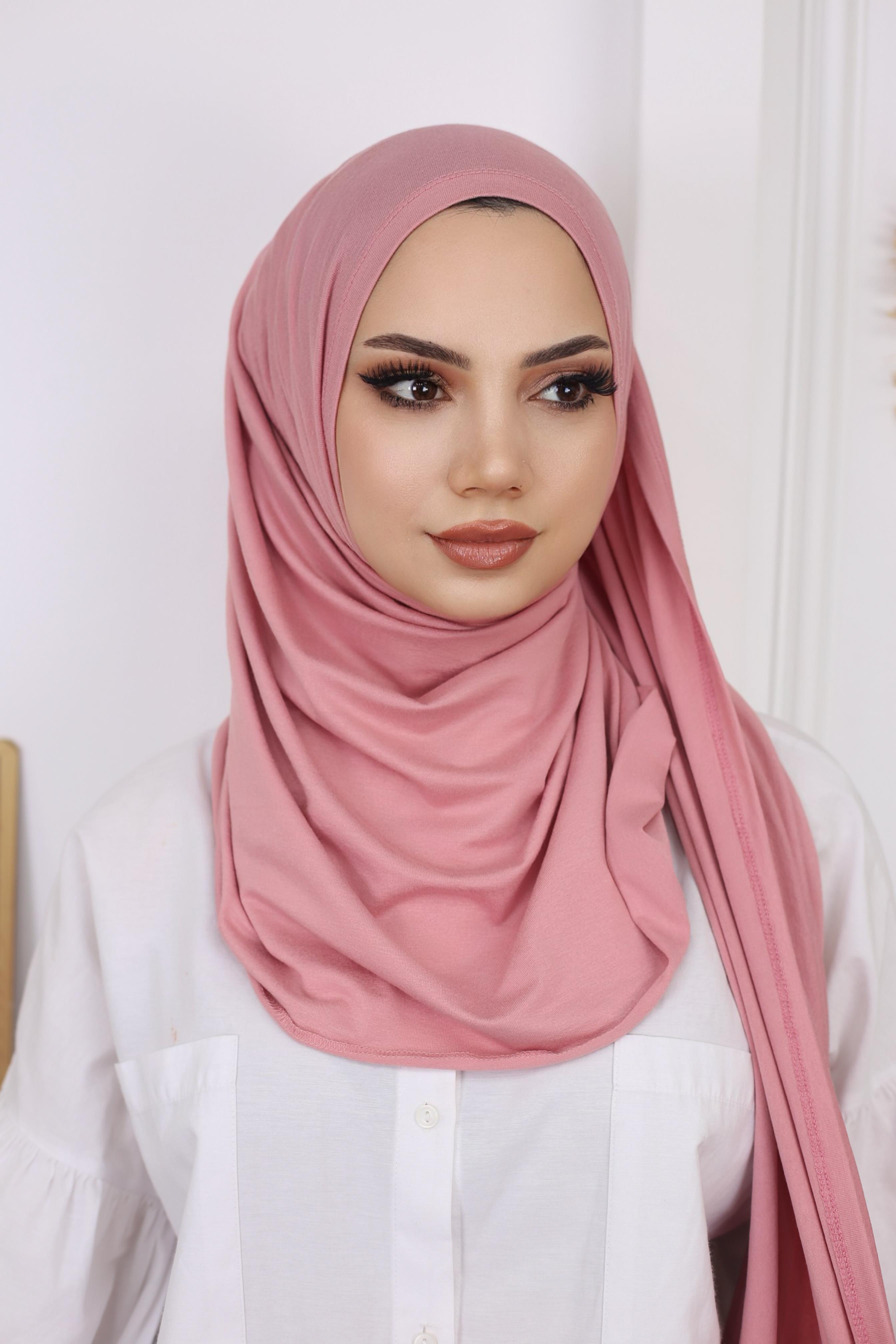 Pratik Penye ŞalFeronis Scarf