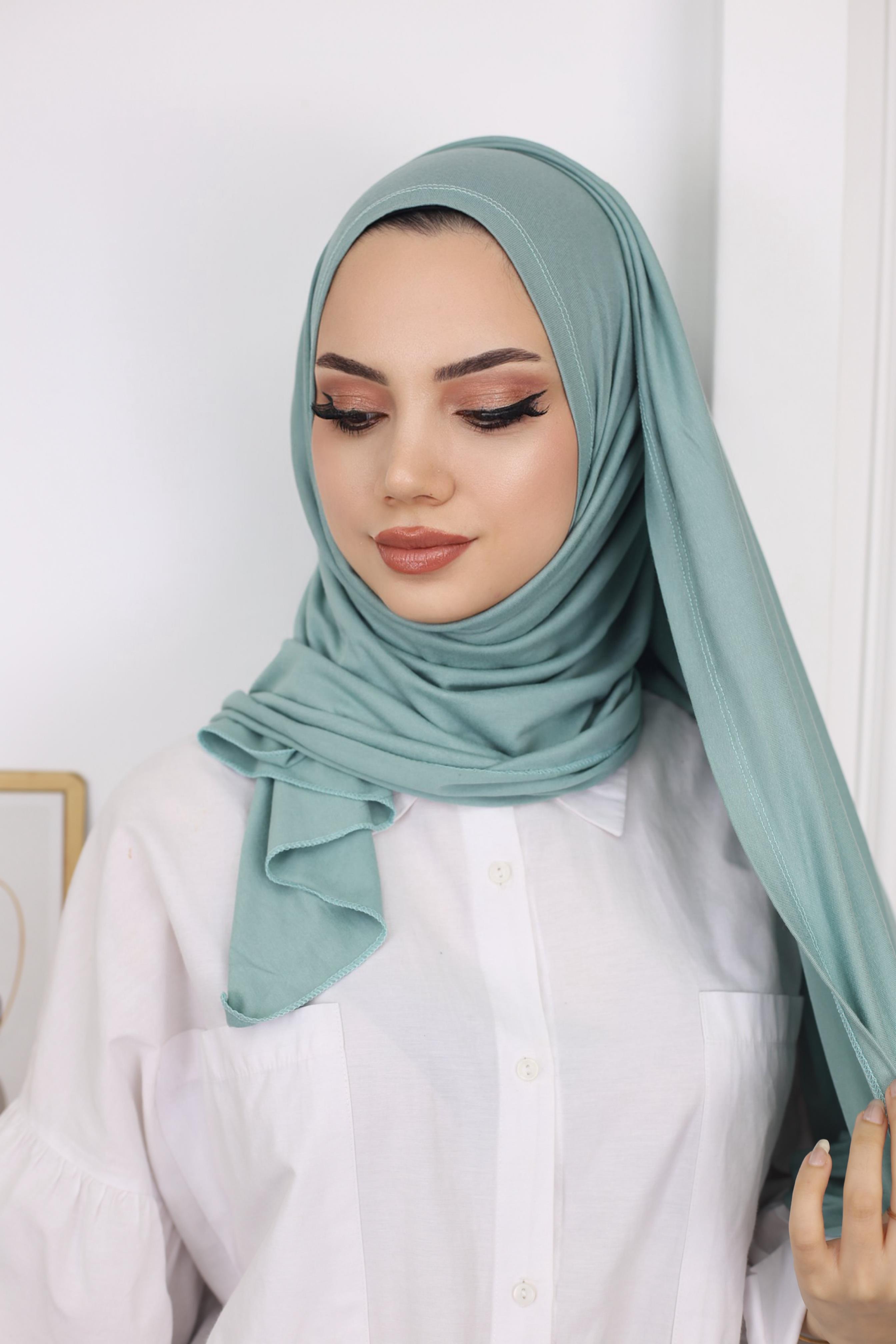 Pratik Penye ŞalFeronis Scarf