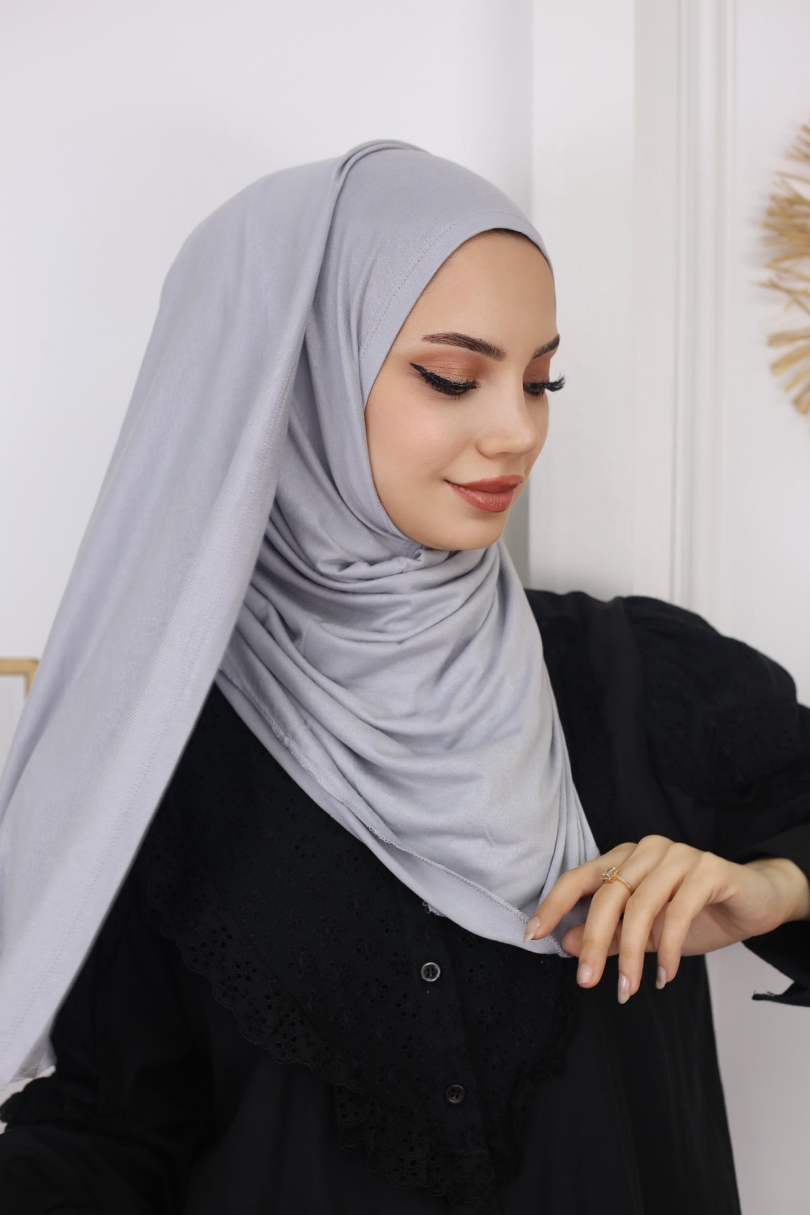 Pratik Penye ŞalFeronis Scarf