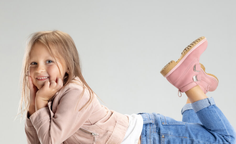 Ebeveynler İçin Çocuk Ayakkabılarında Moda ve Stil Önerileri