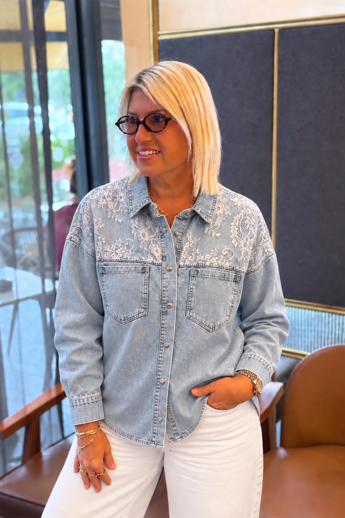 Mavi Omuzları Dantel Detaylı Denim GömlekGM20260056-MAVI-S