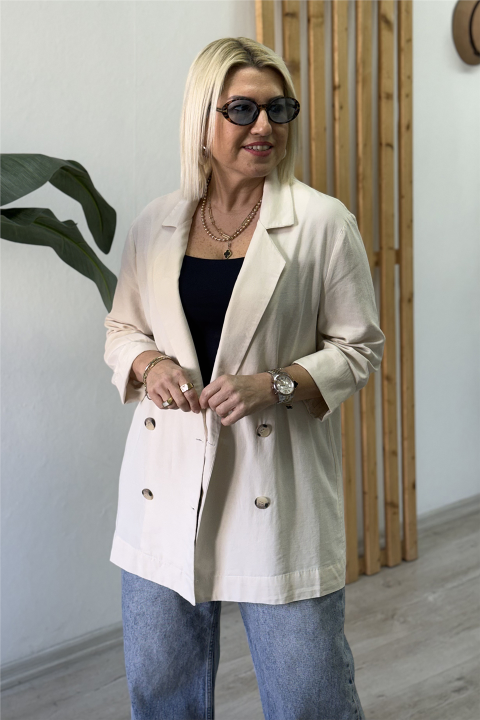 Bej Düğmeli Truvakar Kol Blazer CeketDM24111915-BEJ-S