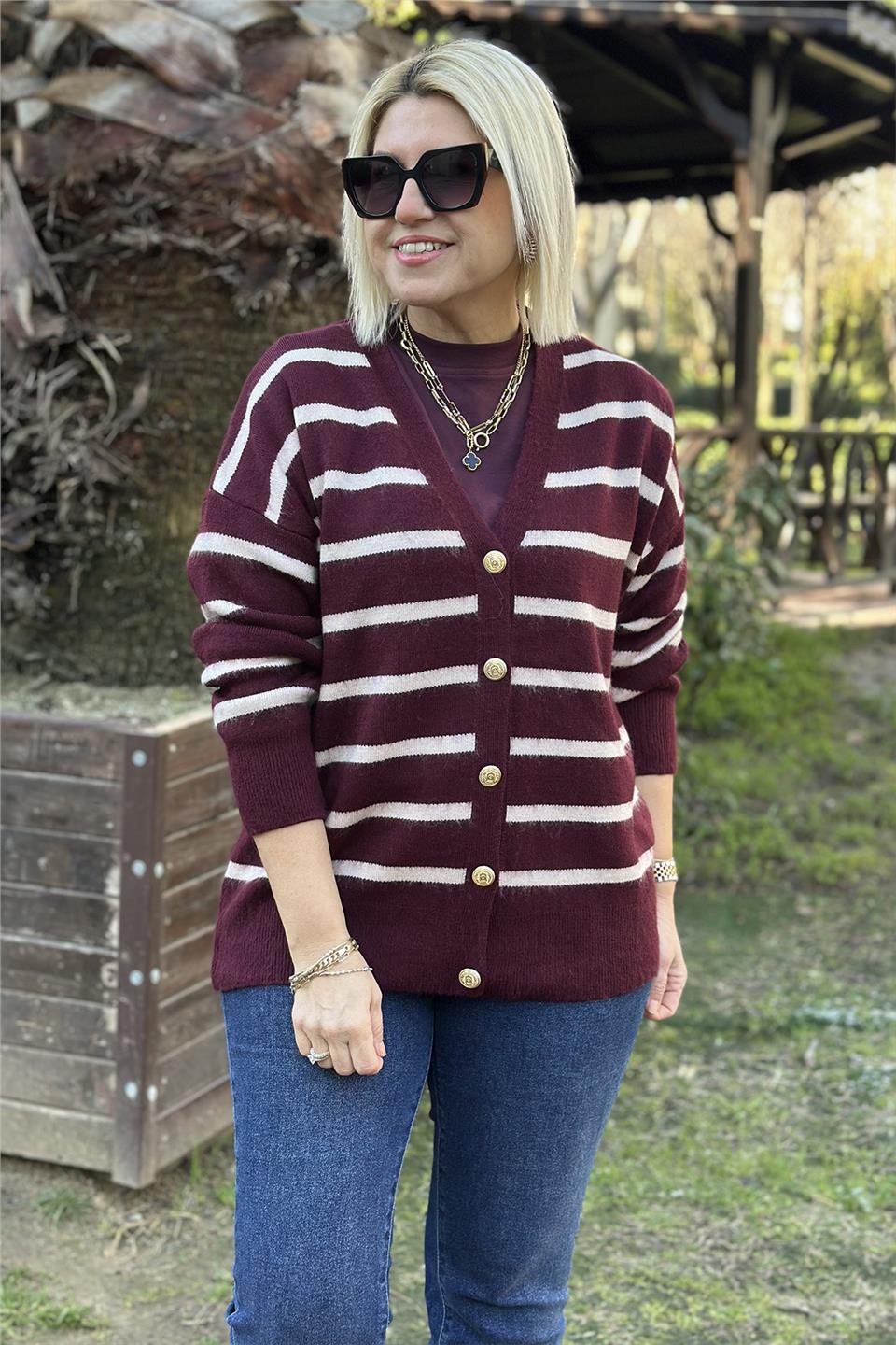 Bordo Çizgili Gold Düğmeli HırkaUH24110929-BORDO-STD