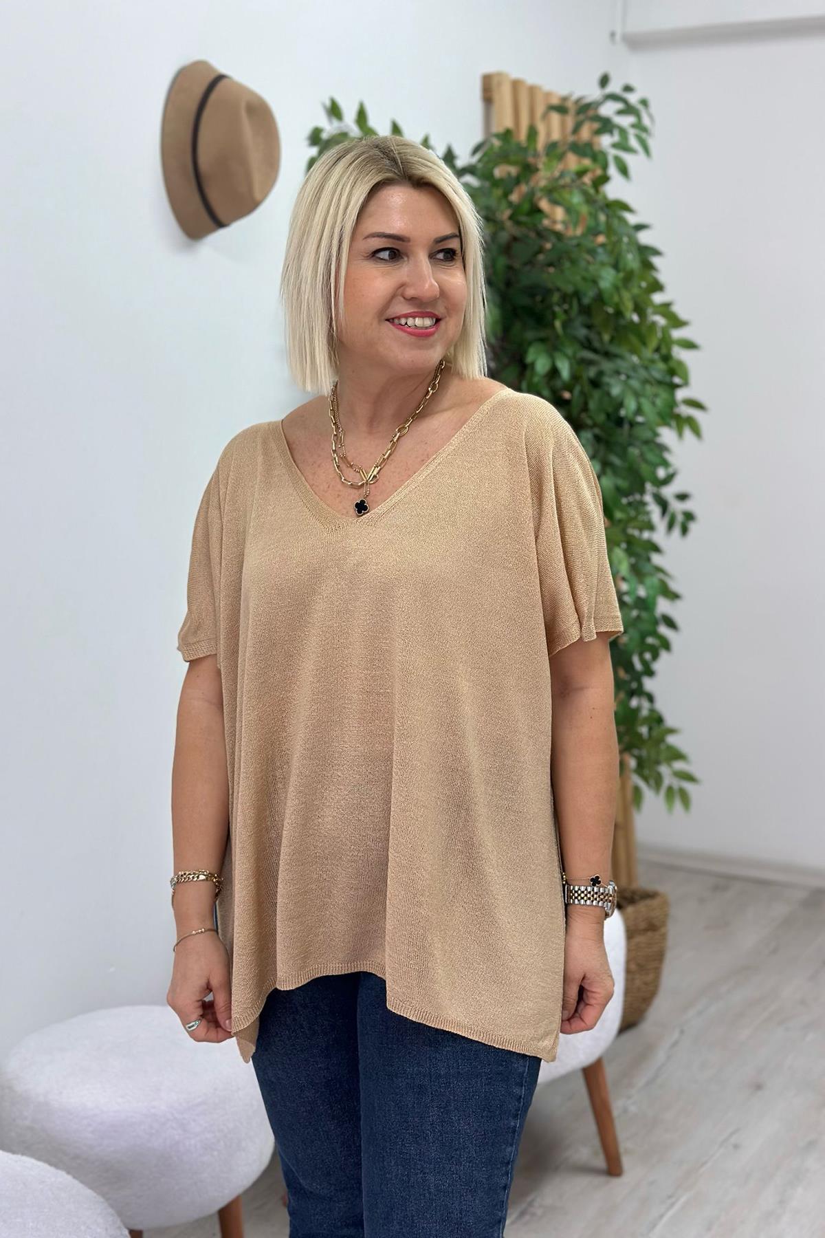 Camel V Yaka Salaş Yandan Yırtmaçlı TrikoUT24110981-CAMEL-STD