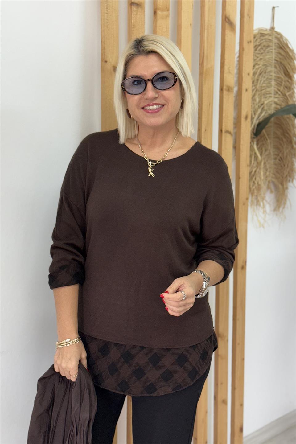 Kahve Fularlı Etek Ucu Ekose Lycralı BluzUBL2412258-KAHVE-STD