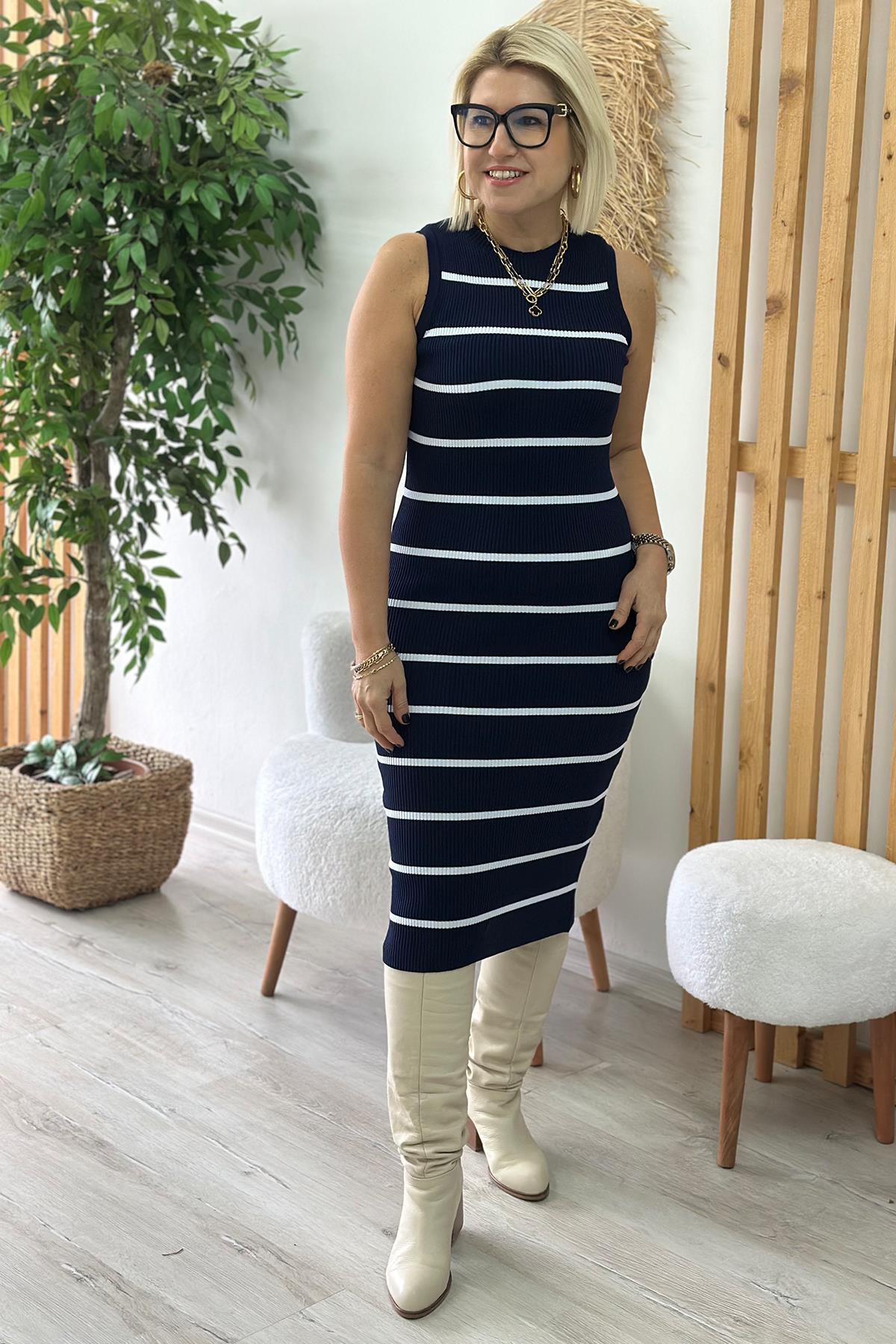 Lacivert Kolsuz Çizgili Triko ElbiseELB2401215-LACIVERT-STD