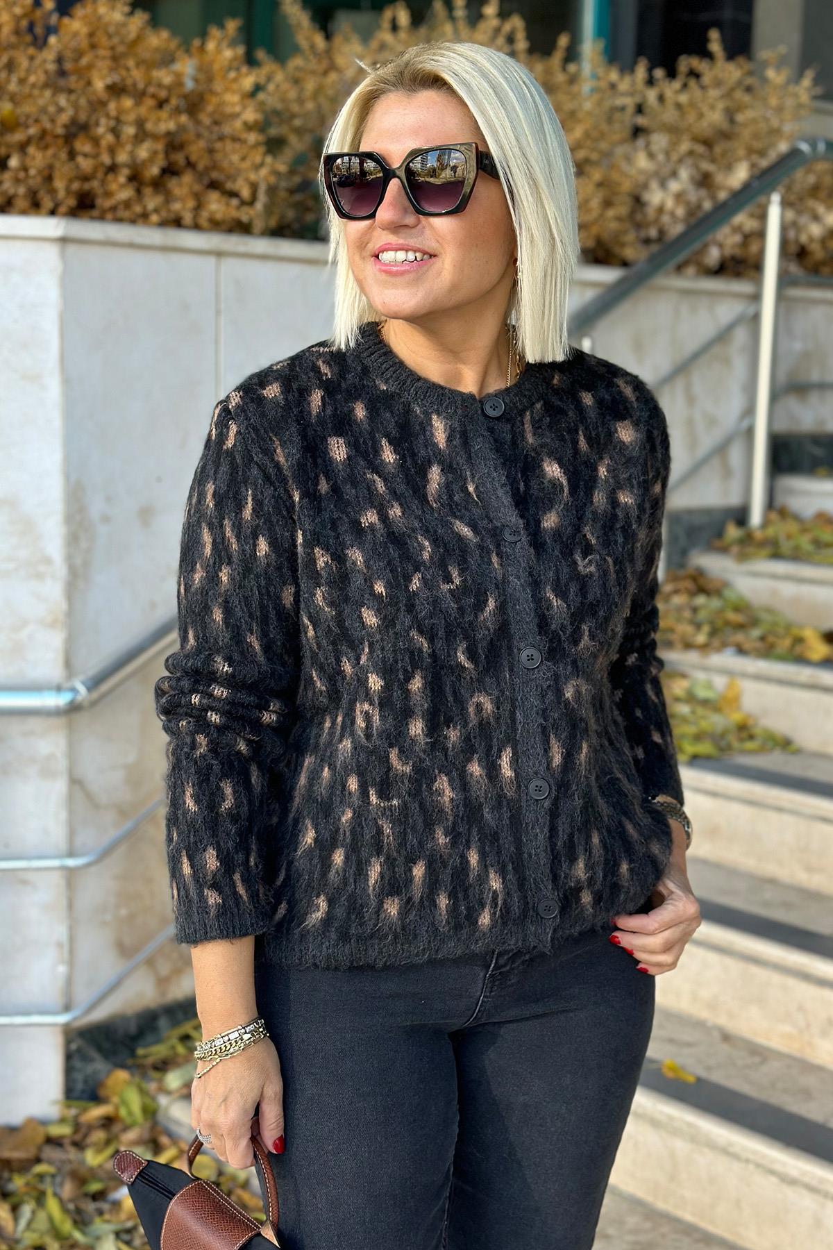Siyah Kahve Leopar Desen Yumoş HırkaDK2230159-LEOPAR-STD