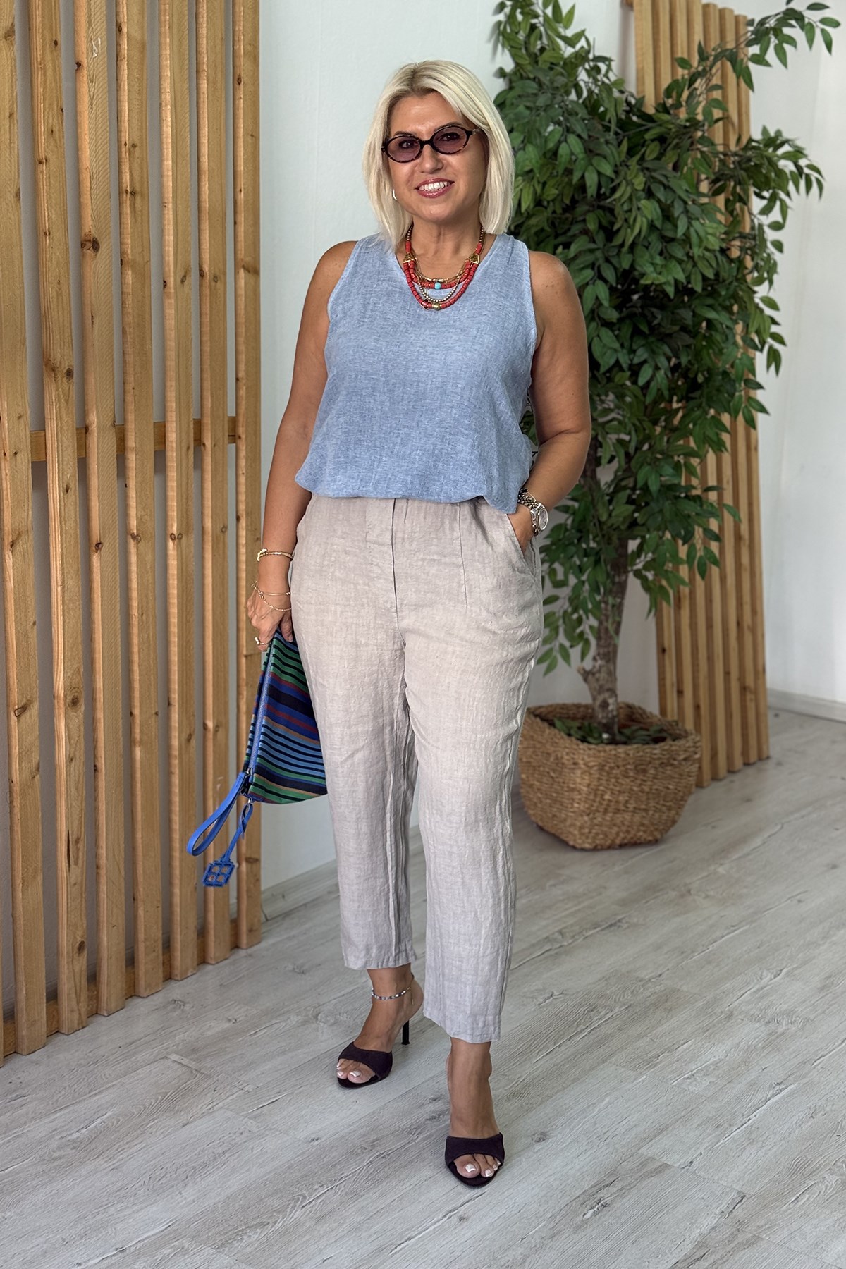 Taş Beli Kemer Detaylı Keten PantolonAK224047-TAS-STD