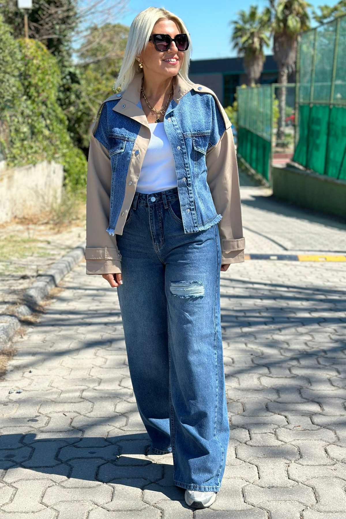 Yüksek Bel Yırtık Detay Bol Paça JeanAK223029-MAVI-S