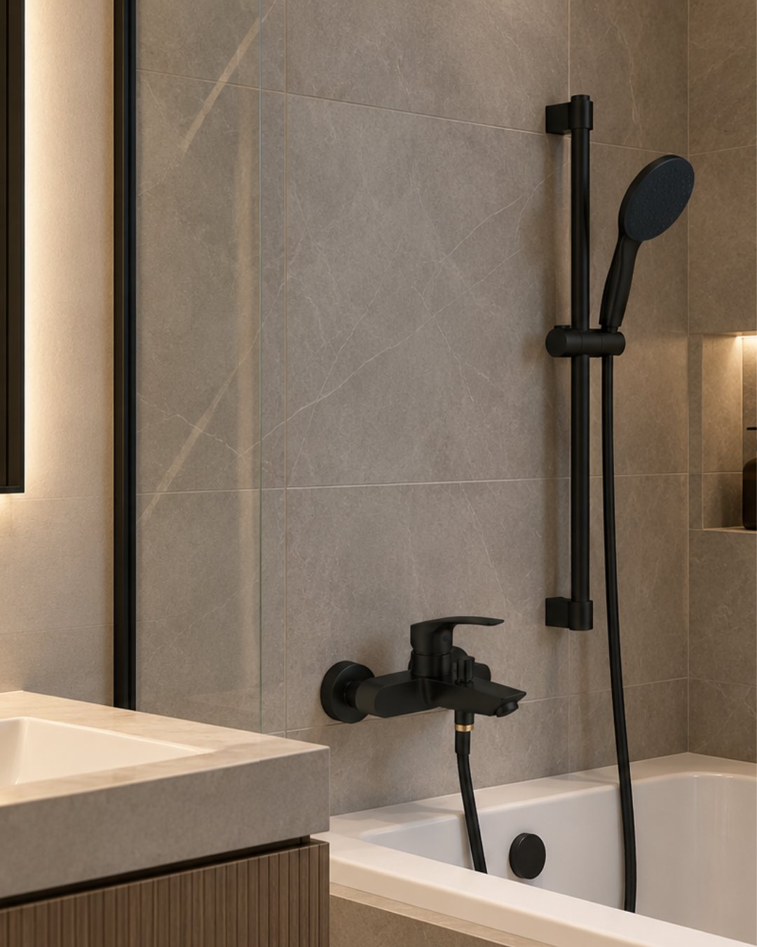Grohe Eurosmart Sıva Üstü Banyo Seti Mat Siyah 
