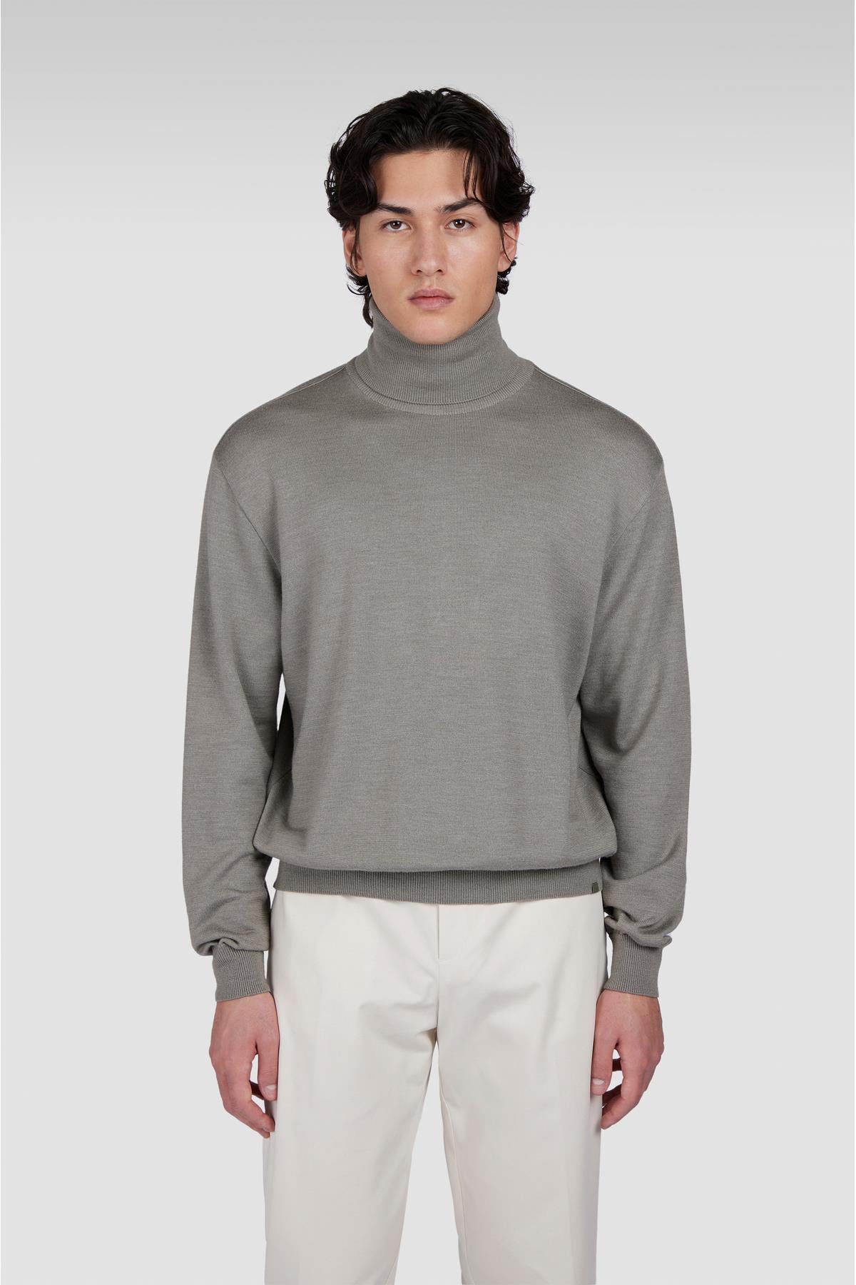 mens-knitted-silk-wool-turtleneckust-g-27e607.jpg