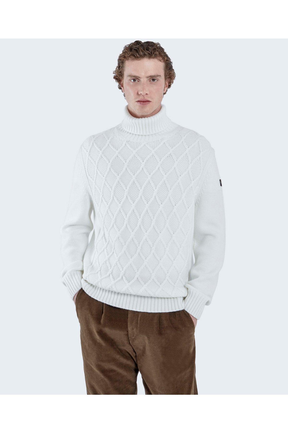 mens-woollen-turtleneck-2-4061.jpg