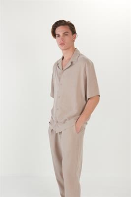 Apaş Yaka Model Dökümlü Gömlek