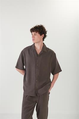 Apaş Yaka Model Dökümlü Gömlek