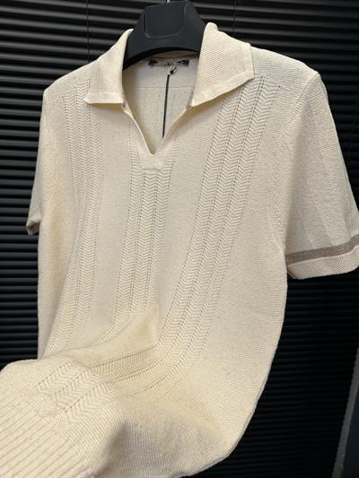 Balık Sırtı Detaylı Triko Yakalı T-Shirt