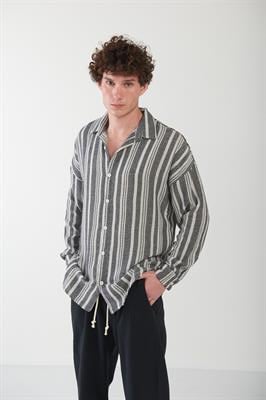 Buldan Yaka Çizgili Gömlek