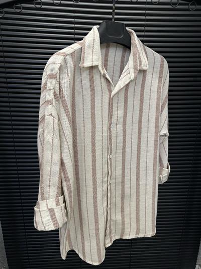 Buldan Yaka İnce Çizgili Gömlek