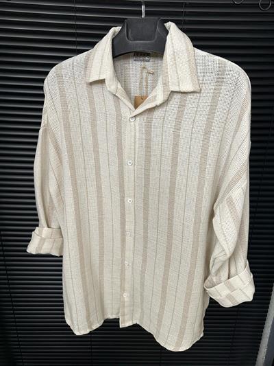 Buldan Yaka İnce Çizgili Gömlek