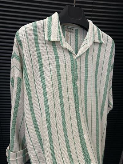 Buldan Yaka İnce Çizgili Gömlek