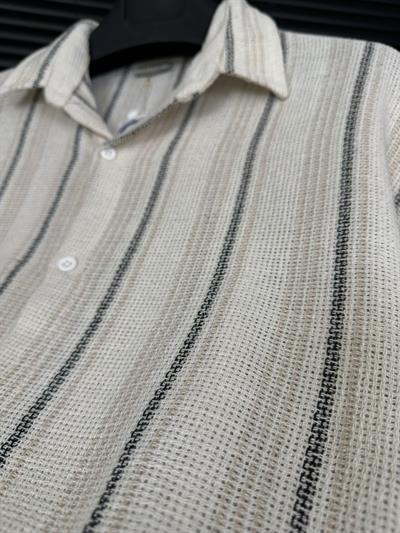 Çizgili Yakalı Keten Gömlek - Bej