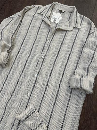 Çizgili Yakalı Keten Gömlek