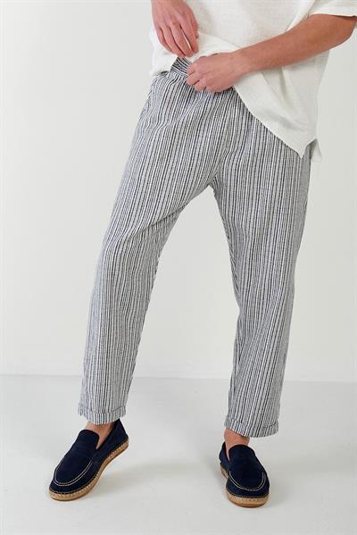 Duble Paça Kumaşı Çizgili Lastikli Pantolon