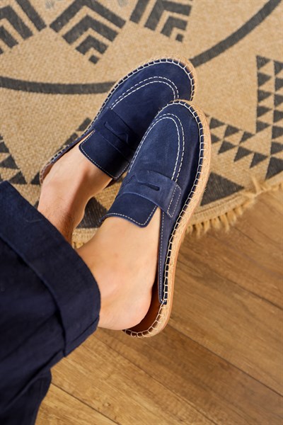 Hera Lacivert Deri Terlik