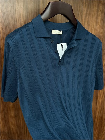 Nakış İşleme Detaylı Yakalı Triko T-Shirt