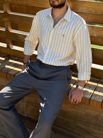 Nakış Logolu Çizgili Yakalı Keten Gömlek