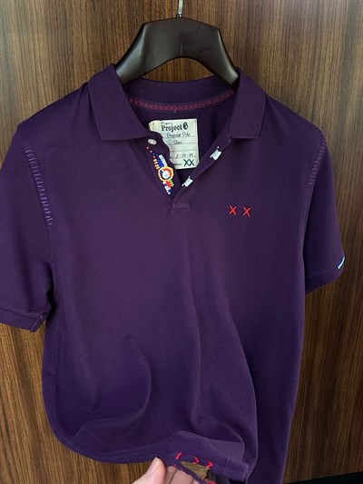 Nakış Logolu Yaka Boncuk Detaylı T-Shirt