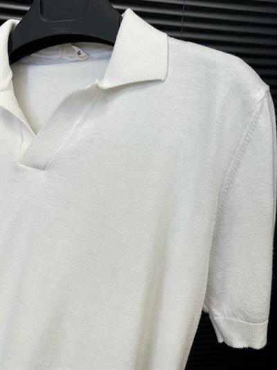 Triko Kumaş Yakalı T-Shirt