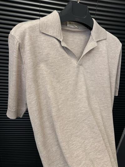 Triko Kumaş Yakalı T-Shirt