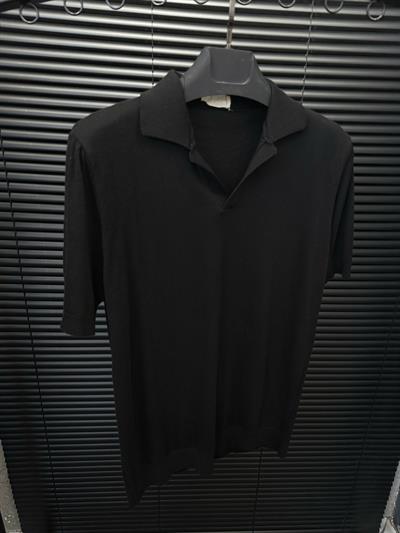 Triko Kumaş Yakalı T-Shirt