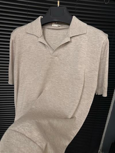 Triko Kumaş Yakalı T-Shirt