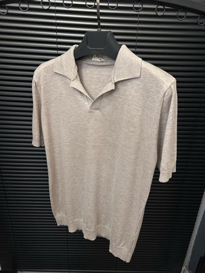 Triko Kumaş Yakalı T-Shirt