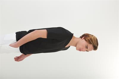 V Yaka Basic T-Shirt